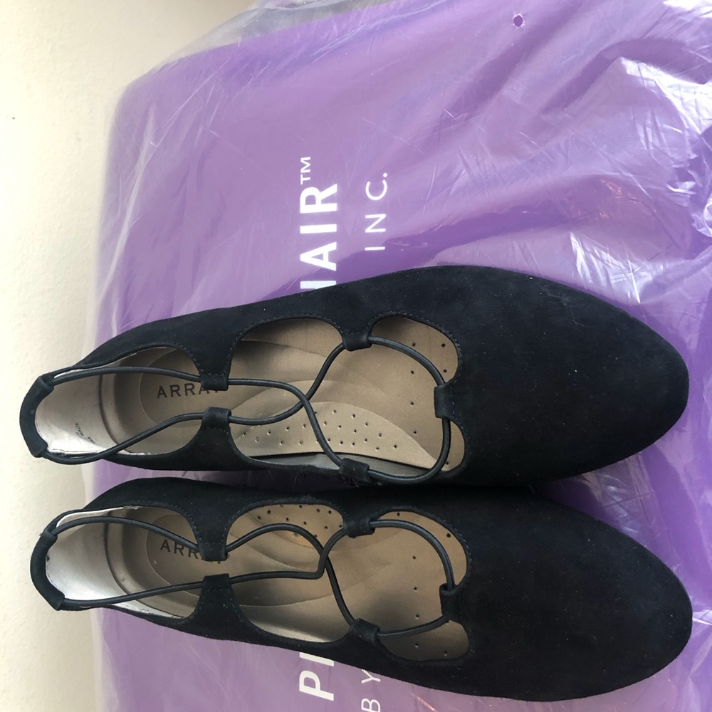 Black Shoes Laced Shoes,
